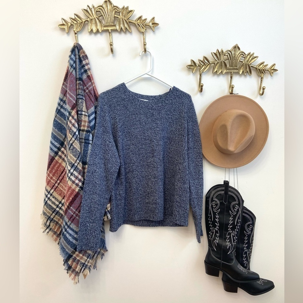 Blue knit sweater L pit 23”
